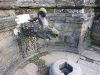 Naga spout